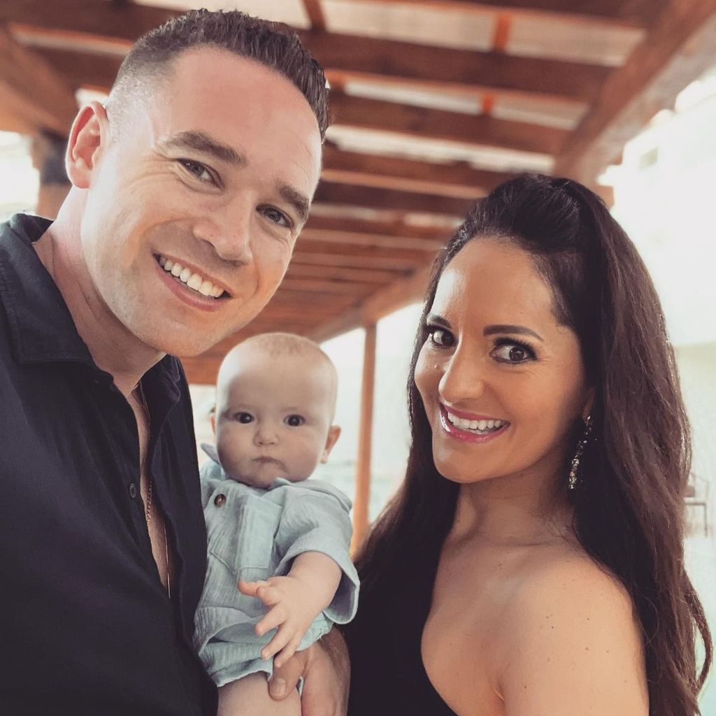 Kieran Hayler und seine Verlobte Michelle mit ihrem gemeinsamen Sohn Apollo
