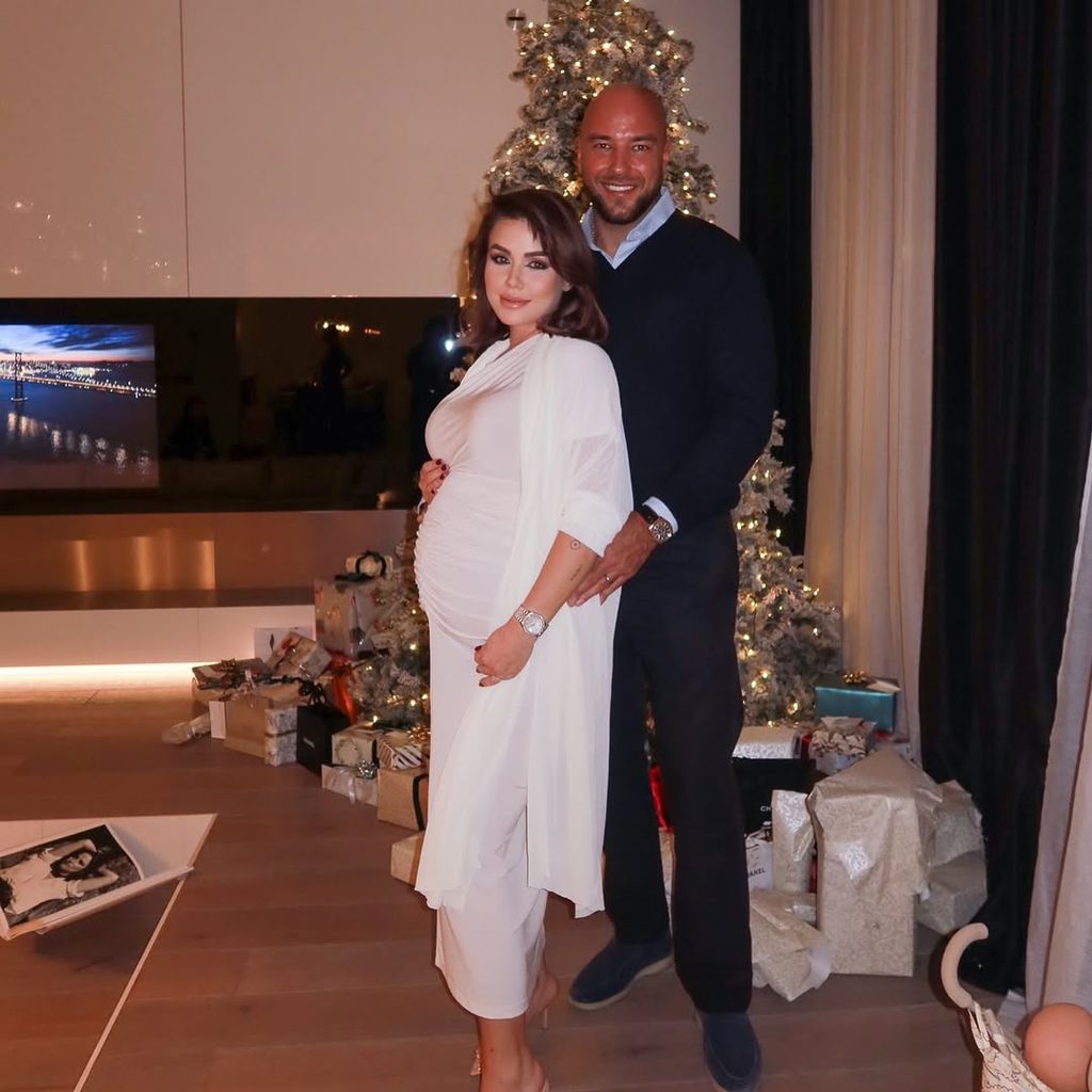 Kim Gloss und ihr Mann Alexander im Dezember 2024