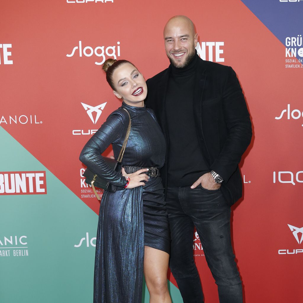 Kim Gloss und ihr Verlobter Alex beim New Faces Award Style