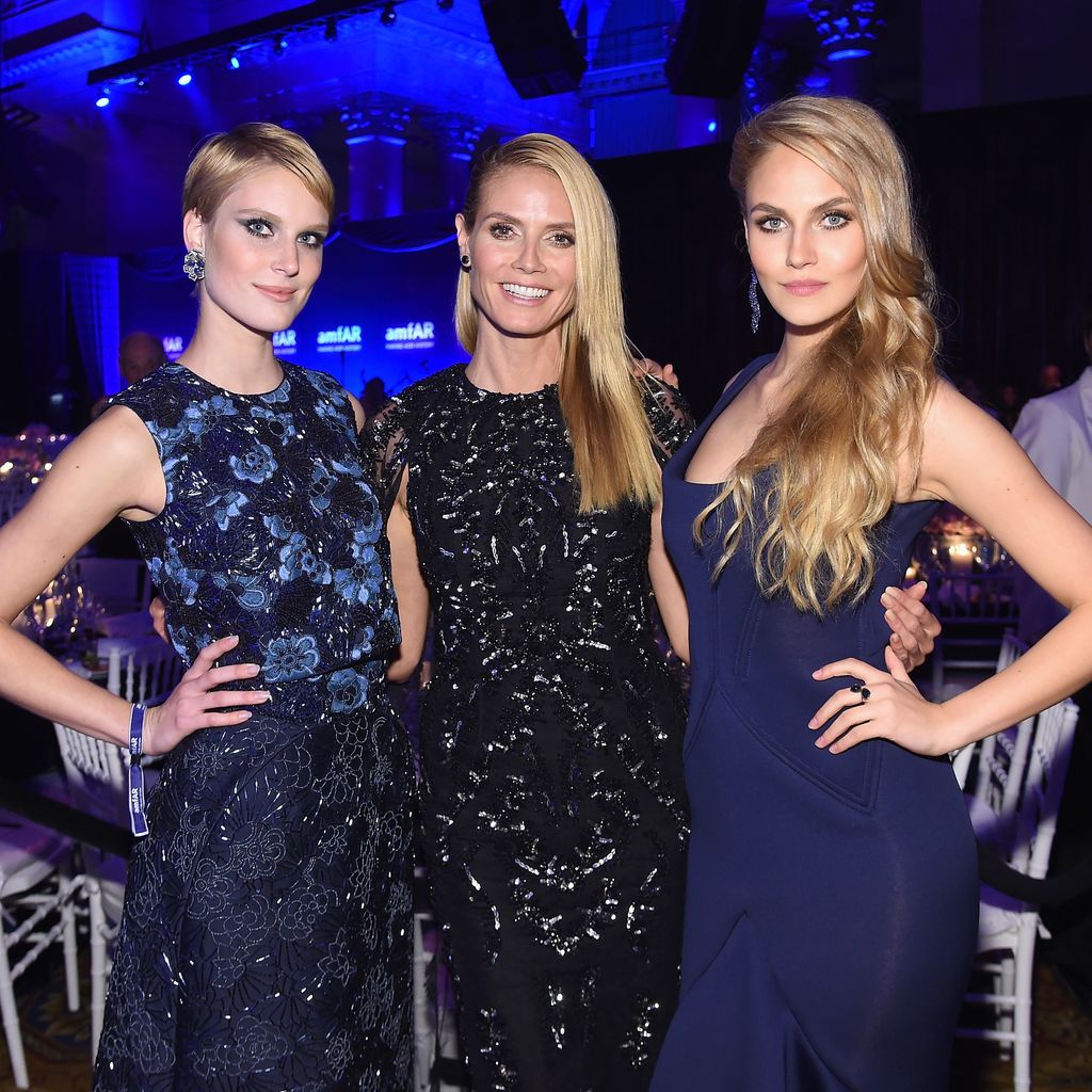 Kim Hnizdo, Heidi Klum und Elena Carrière auf der amfAR-Gala in New York