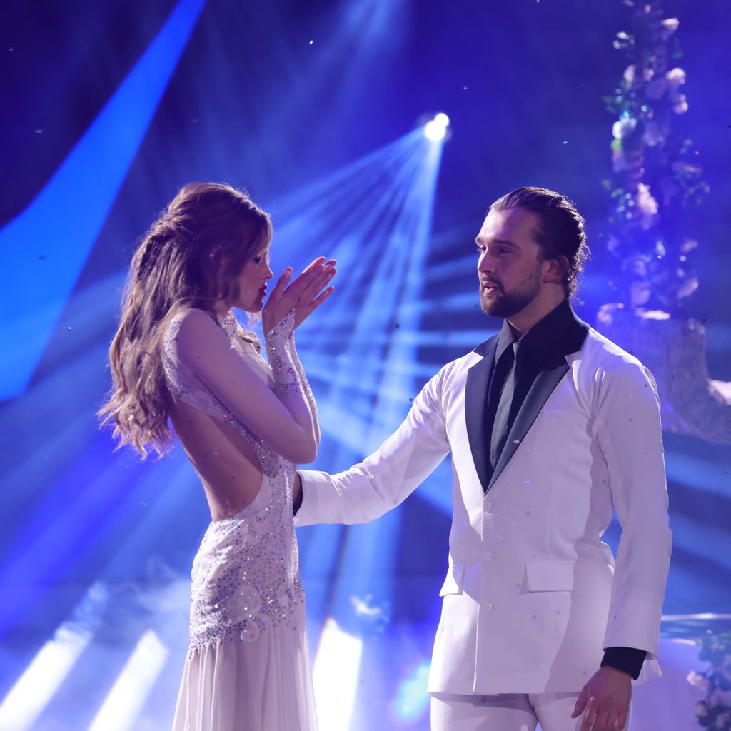 Kim Riekenberg und Pasha Zvychaynyy bei "Let's Dance"