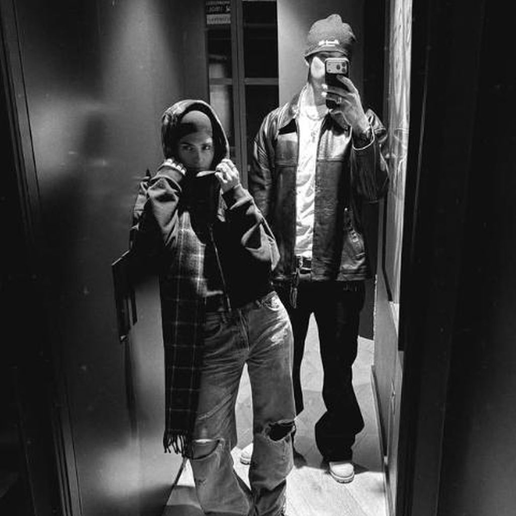 Kim Turnbull und Romeo Beckham, Oktober 2025