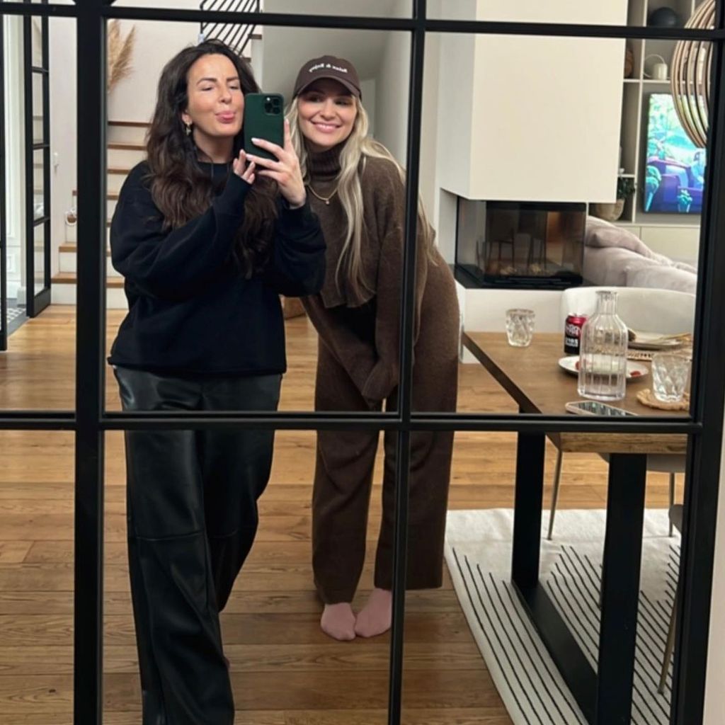 Kimberly Devlin-Mania und Ana Johnson