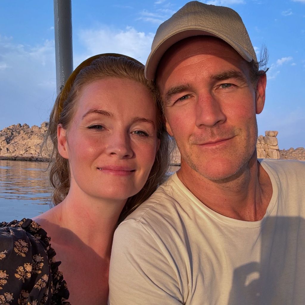 Kimberly und James Van Der Beek im August 2024