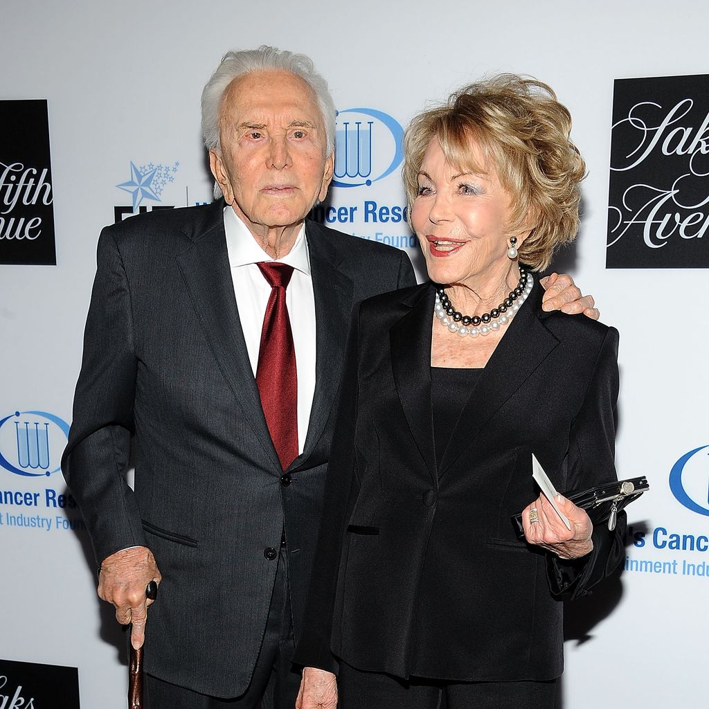 Kirk Douglas und Anne Buydens im April 2012 in Beverly Hills
