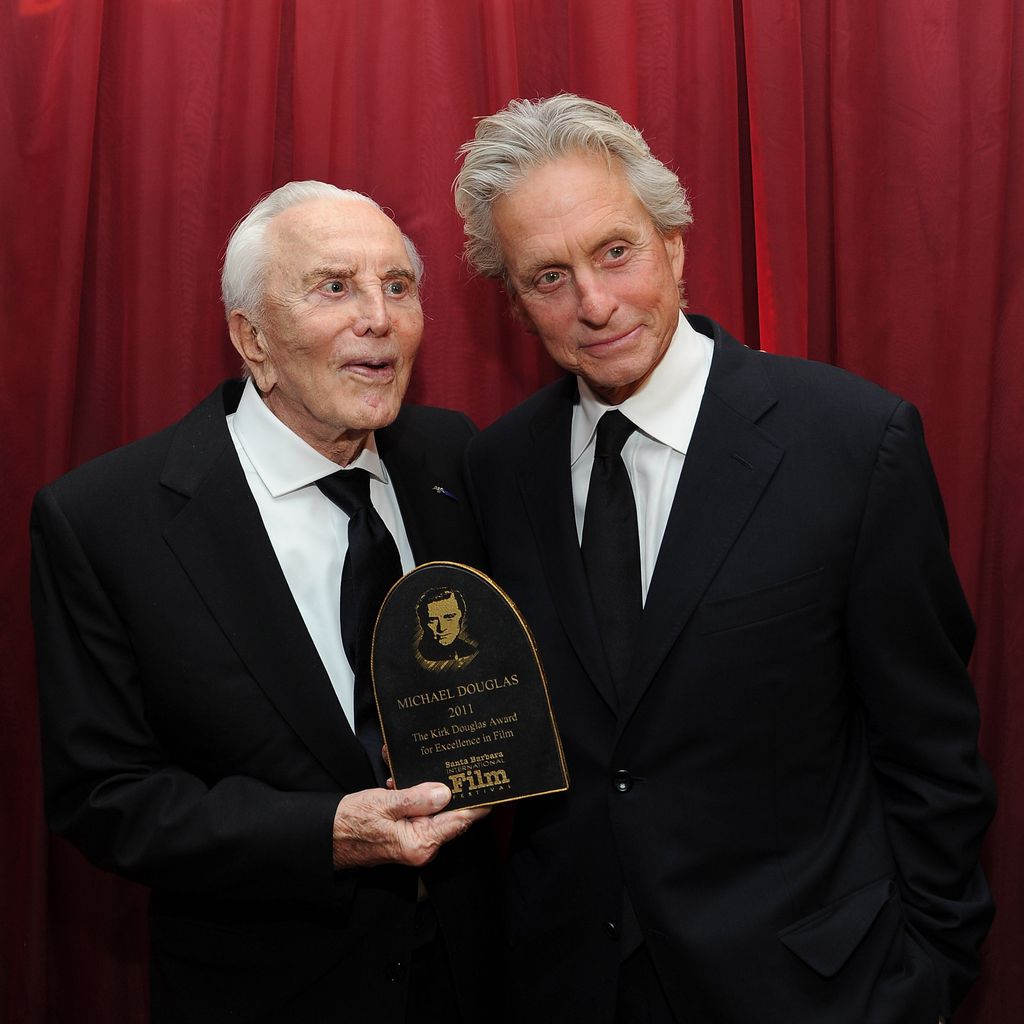 Kirk und Michael Douglas im Oktober 2011 in Santa Barbara