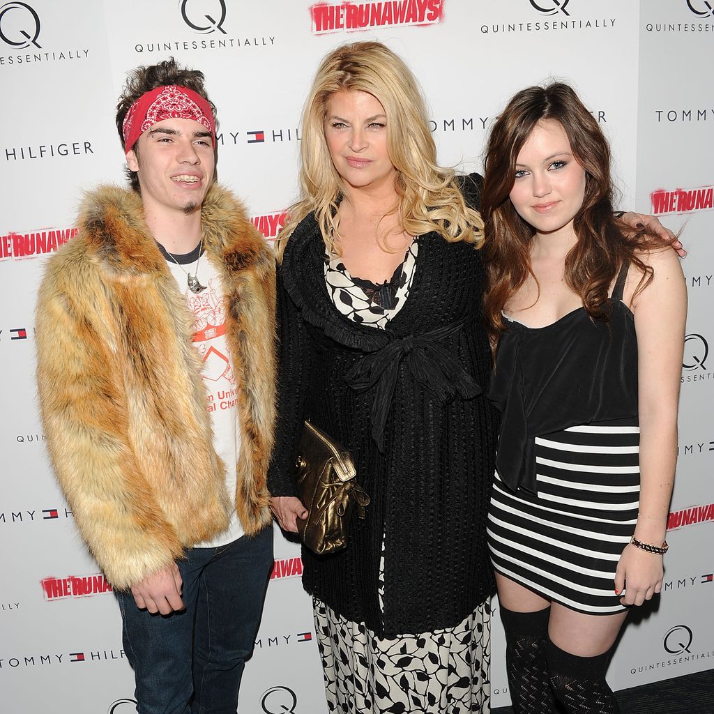 Kirstie Alley mit ihren Kindern William True und Lillie Price im Jahr 2010
