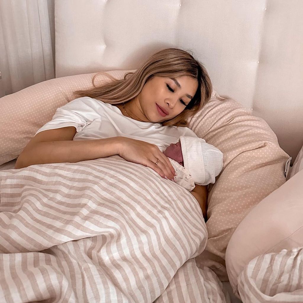 Kisu und ihr Baby, Mai 2023