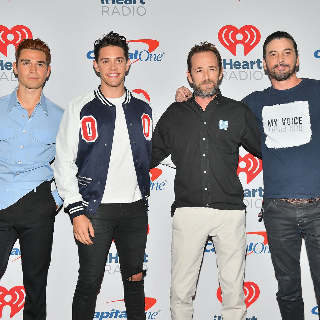 KJ Apa, Casey Cott, Luke Perry und Skeet Ulrich beim iHeartRadio Music Festival 2018 in Las Vegas