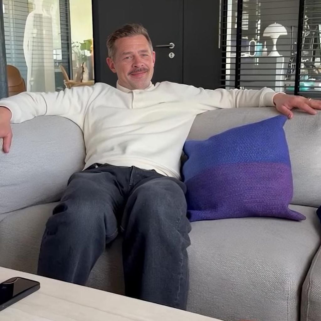 Moderator Klaas Heufer-Umlauf beim Dreh im Rahmen der ProSieben-Show "Schäm dich Reich!", April 2026
