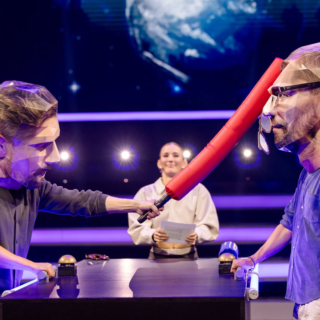 Klaas Heufer-Umlauf und Joko Winterscheidt bei "Das Duell um die Welt", Januar 2025