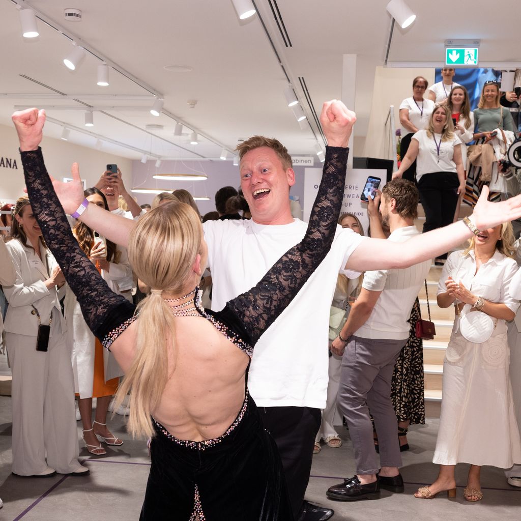Knossi und Isabel Edvardsson beim Lascana Fashion Store Pre-Opening in Köln