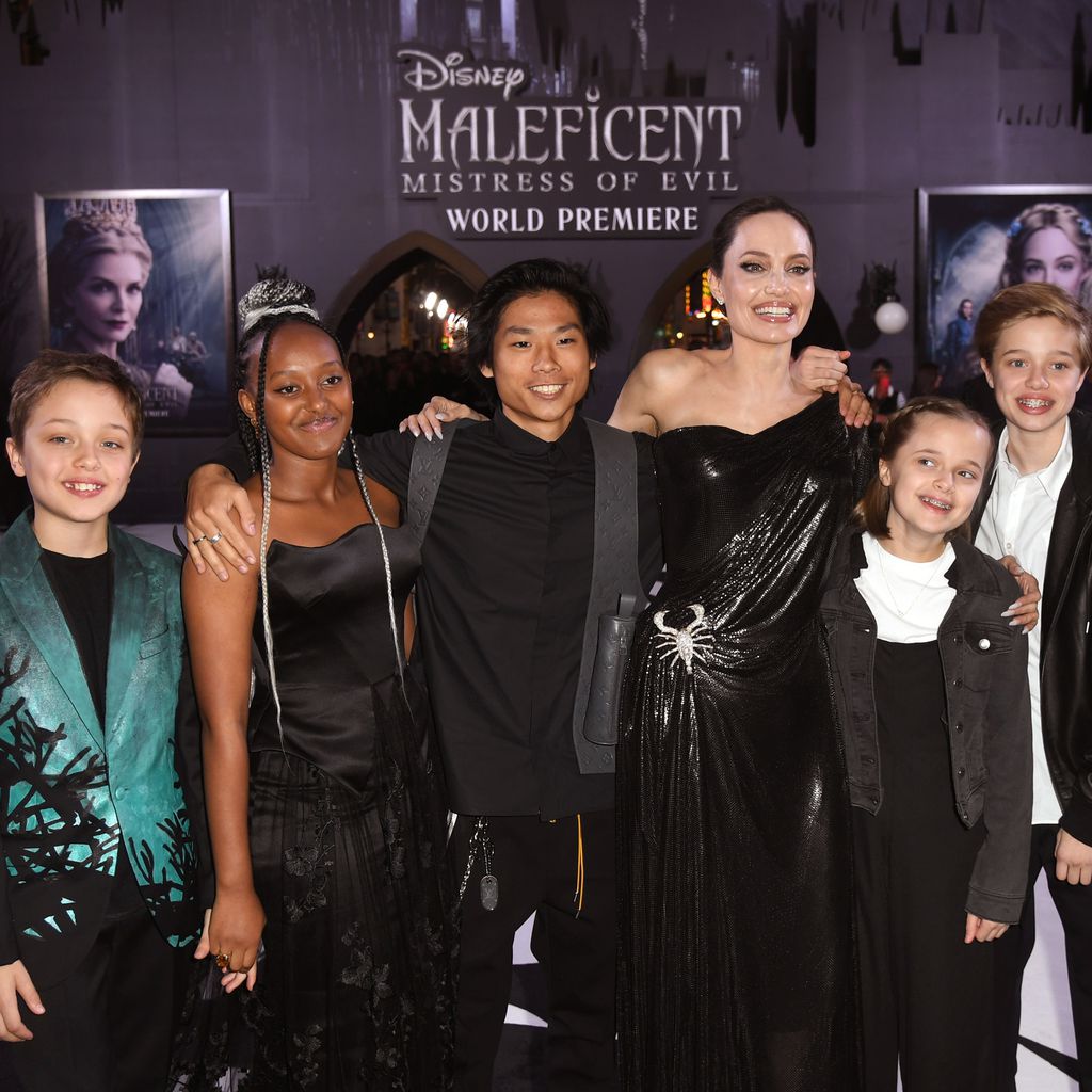 Knox, Zahara, Pax, Angelina Jolie, Vivienne und Shiloh