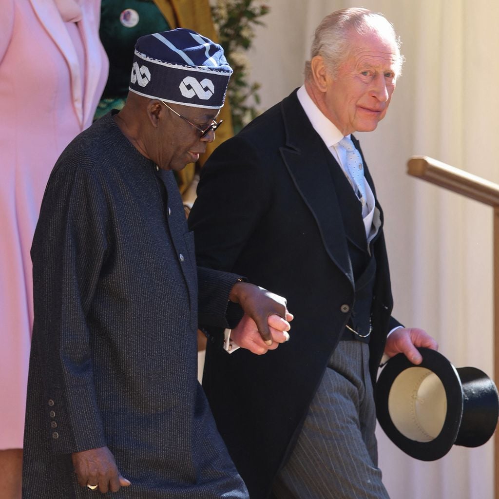 König Charles III. und Bola Tinubu nach dem zeremoniellen Empfang in Windsor