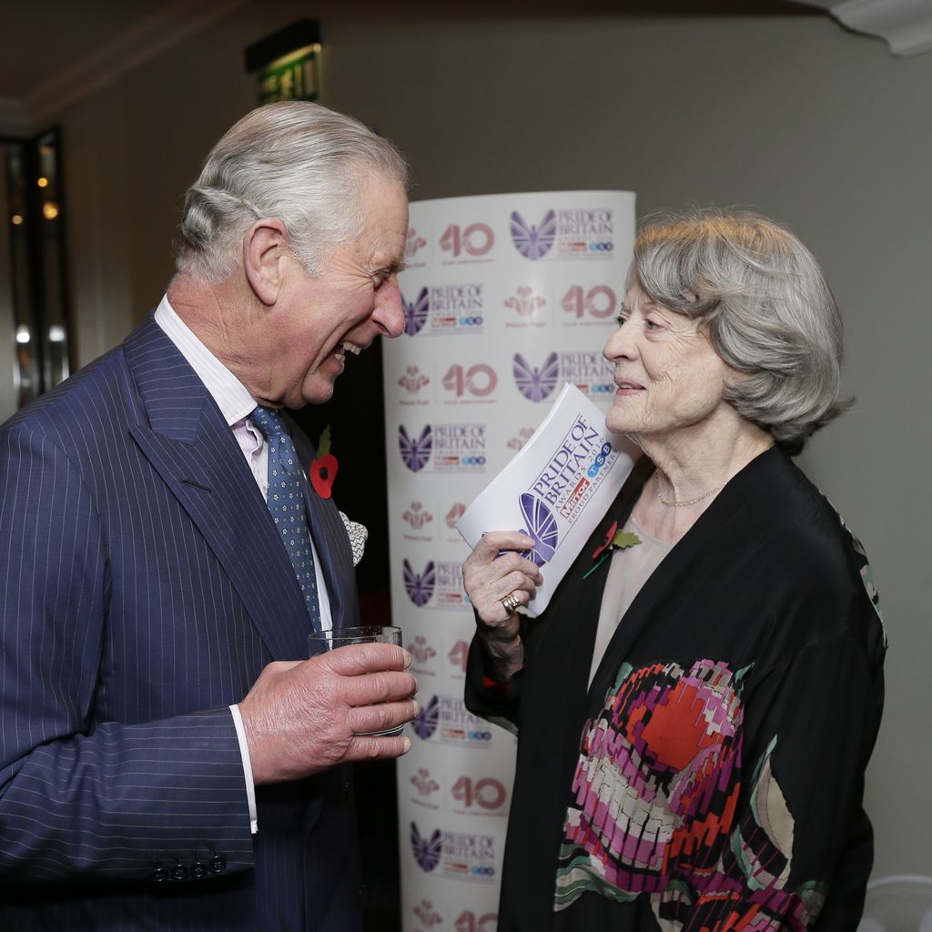König Charles und Maggie Smith im Oktober 2016