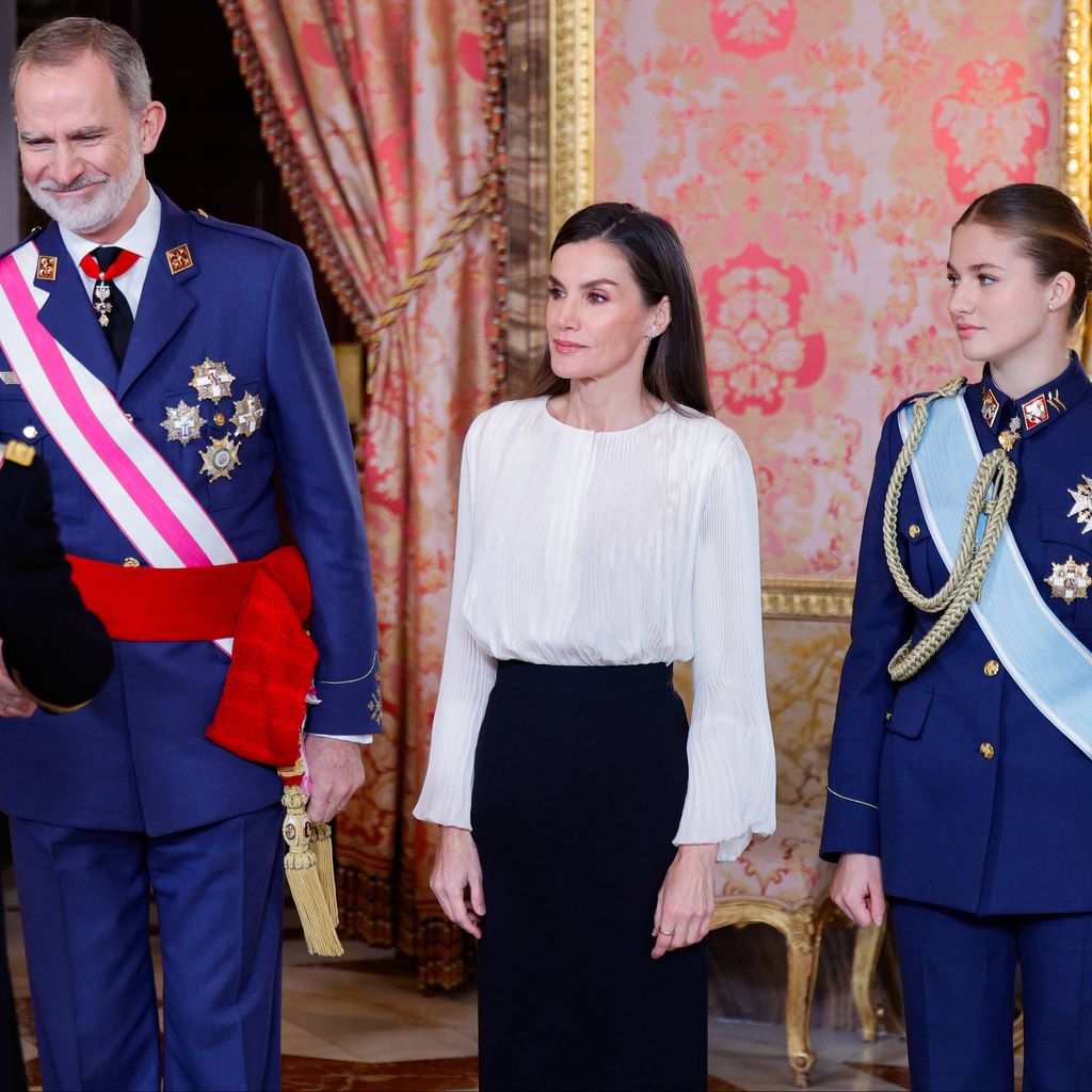 König Felipe VI., Königin Letizia und Prinzessin Leonor bei der Pascua Militar im Königspalast in Madrid