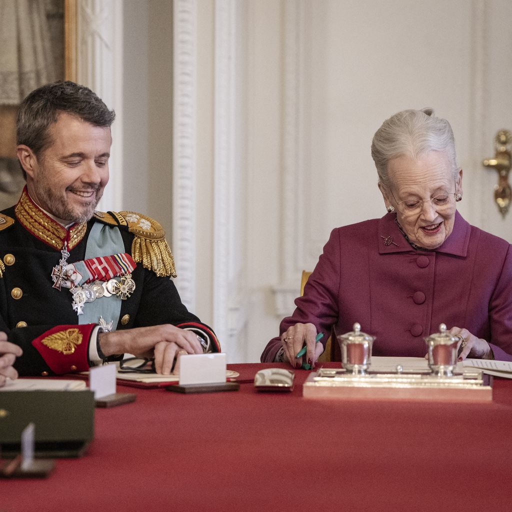 König Frederik und Königin Margrethe bei Frederiks Krönung 2024