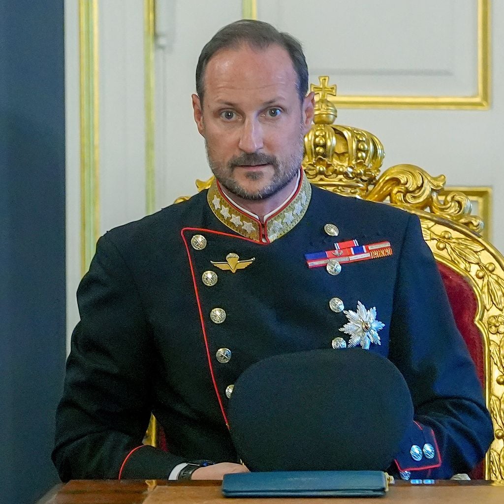 König Haakon von Norwegen bei seinem ersten Termin kurz nach König Haralds Tod