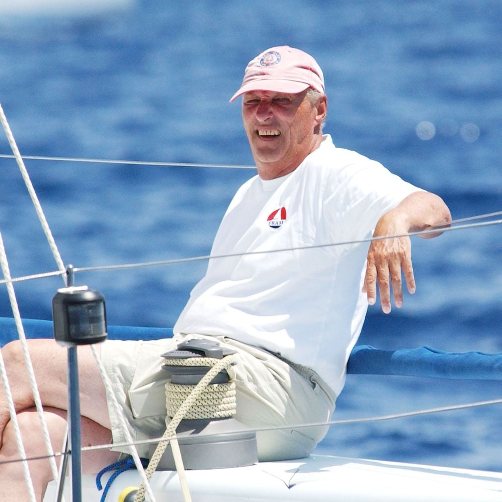 König Harald von Norwegen bei der Copa del Rey 2003 im Club Náutico de Palma de Mallorca