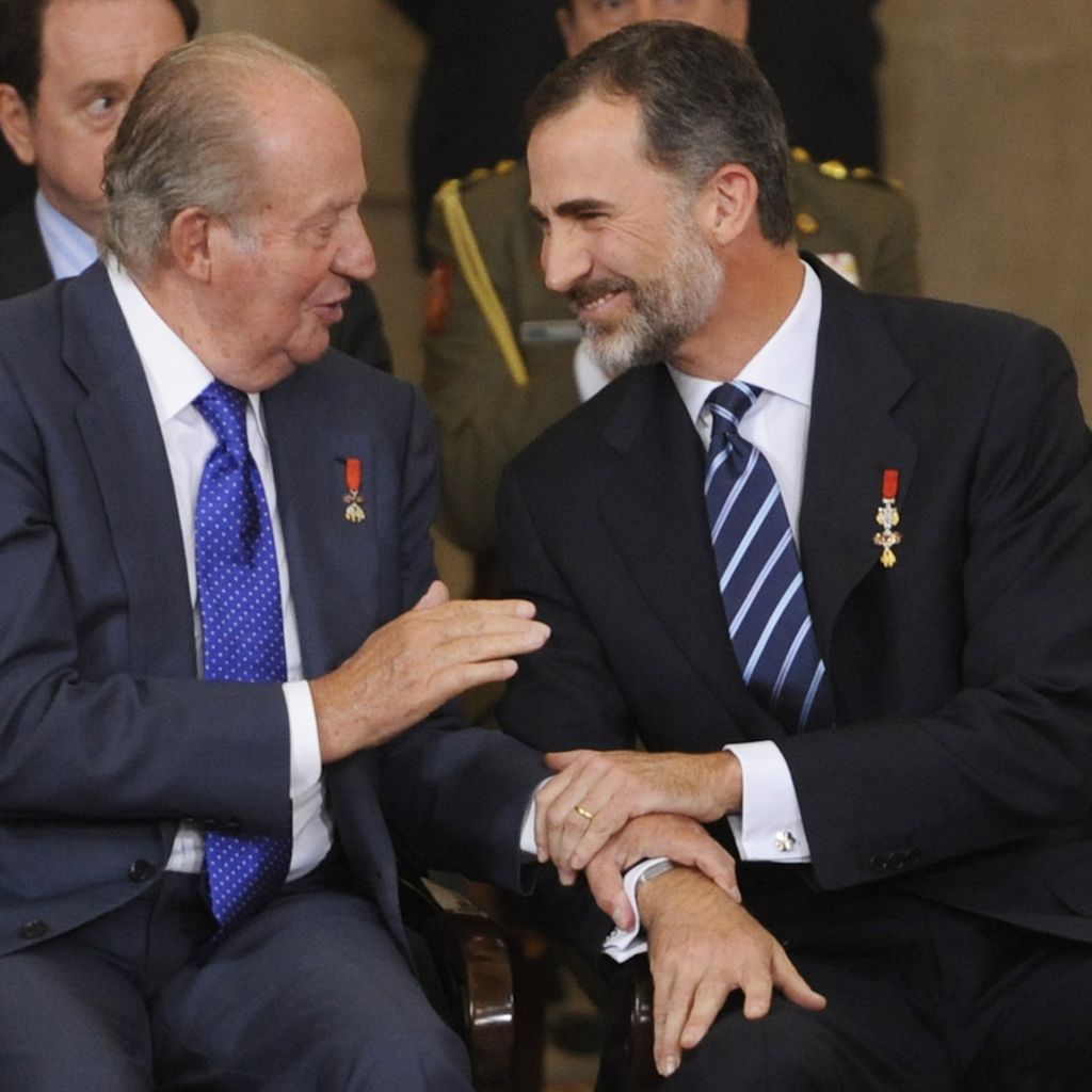 Ex-König Juan Carlos und König Felipe