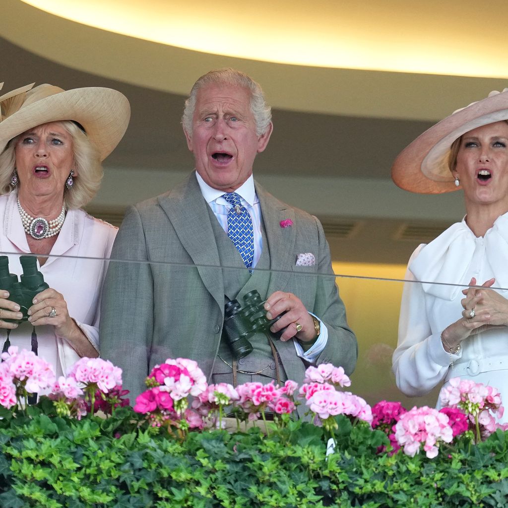 Königin Camilla, König Charles III. und Sophie Wessex