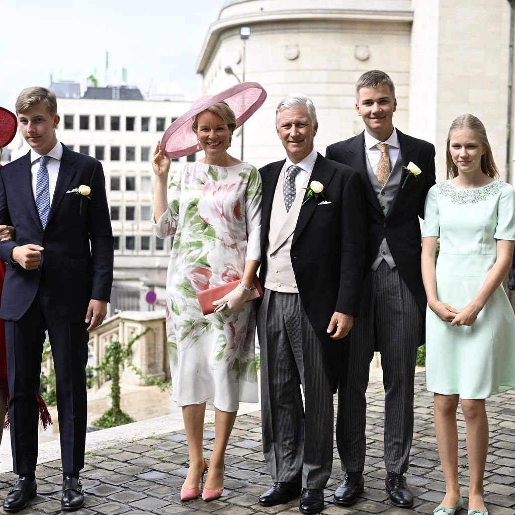 Königin Mathilde, König Philippe und ihre Kinder Elisabeth, Emmanuel, Gabriel und Eleonore