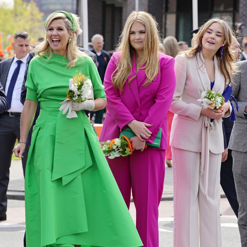 Königin Máxima, Prinzessin Catharina-Amalia und Prinzessin Ariane am Königstag 2023 in Rotterdam