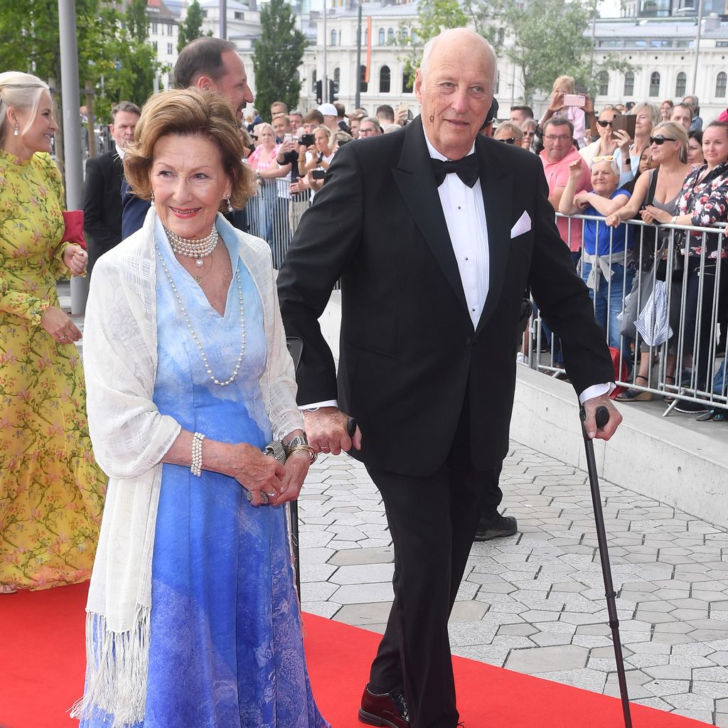 Königin Sonja und König Harald von Norwegen, 2022