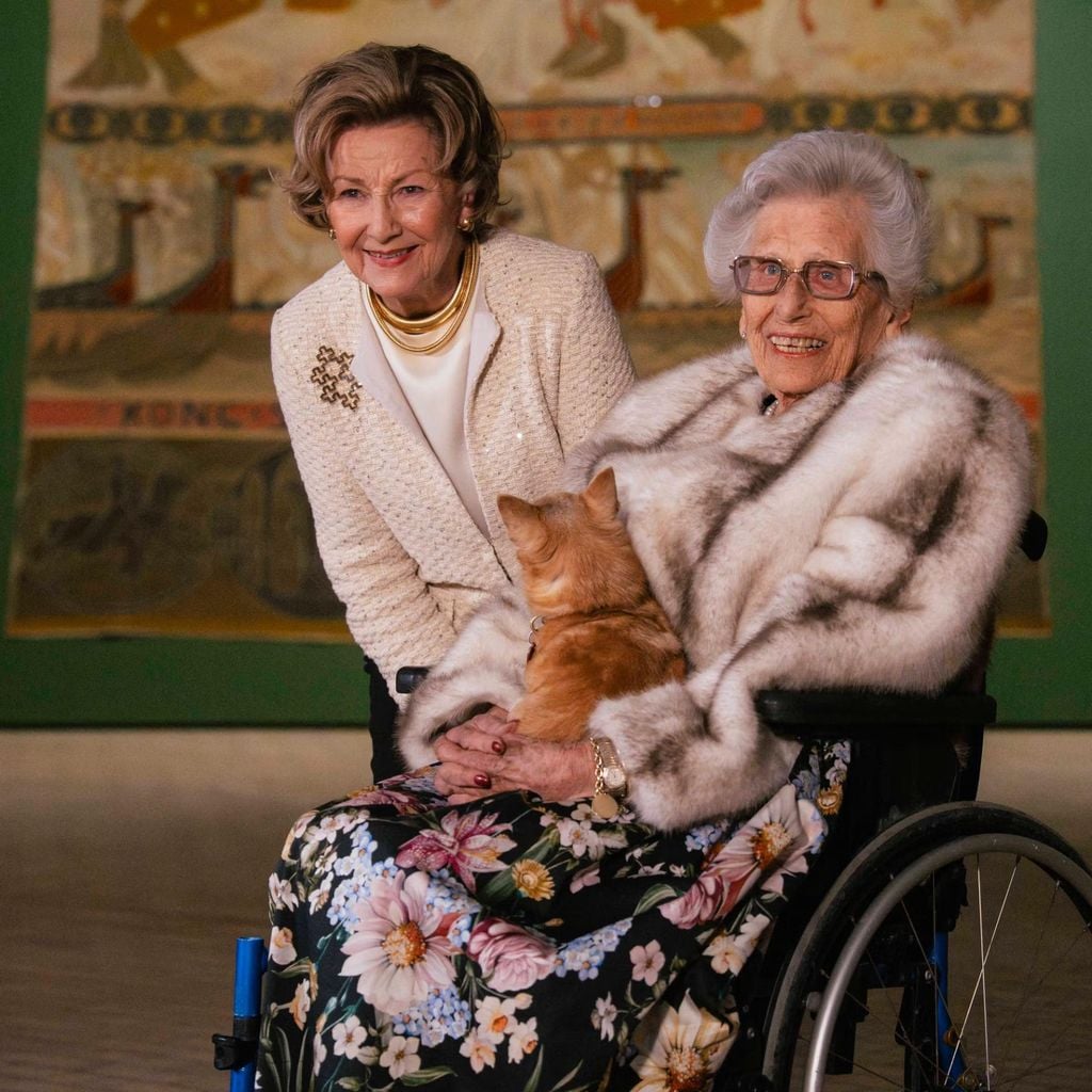 Königin Sonja und Prinzessin Astrid von Norwegen