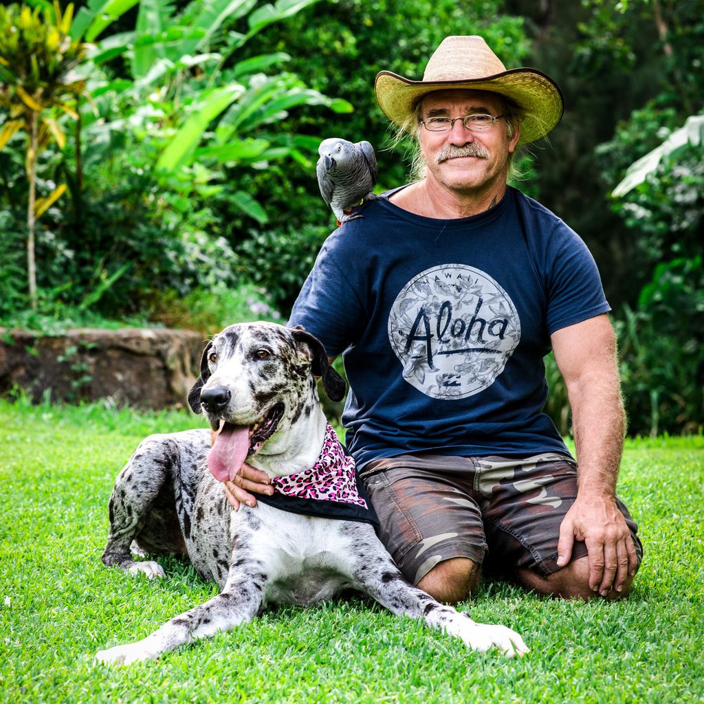 Konny Reimann mit seinem Hund Pheobie
