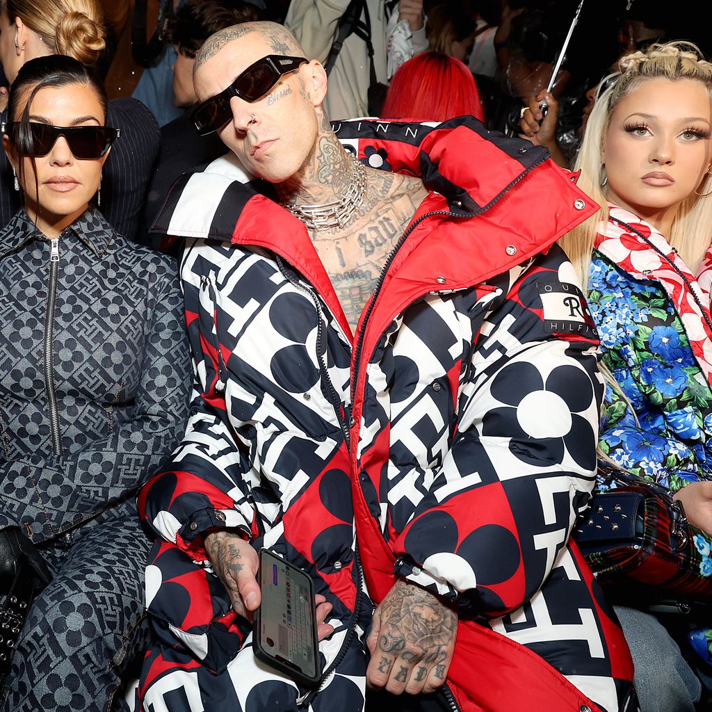 Kourtney Kardashian, Travis und Alabama Barker