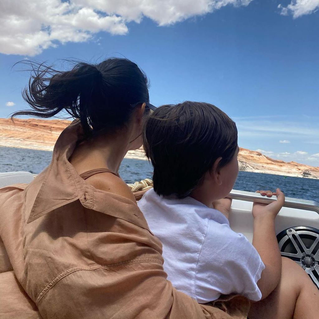 Kourtney Kardashian und ihr Sohn Mason Disick im Jahr 2020