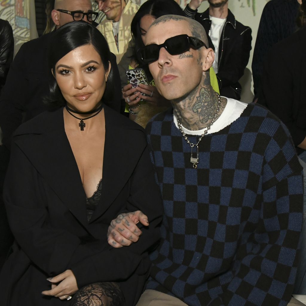 Kourtney Kardashian und Travis Barker, Februar 2022