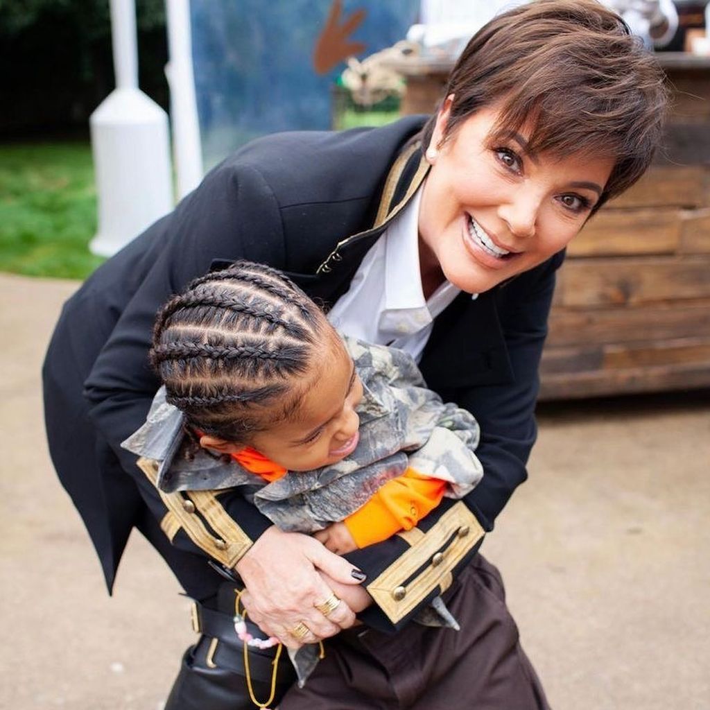 Kris Jenner mit ihrem Enkelsohn Saint
