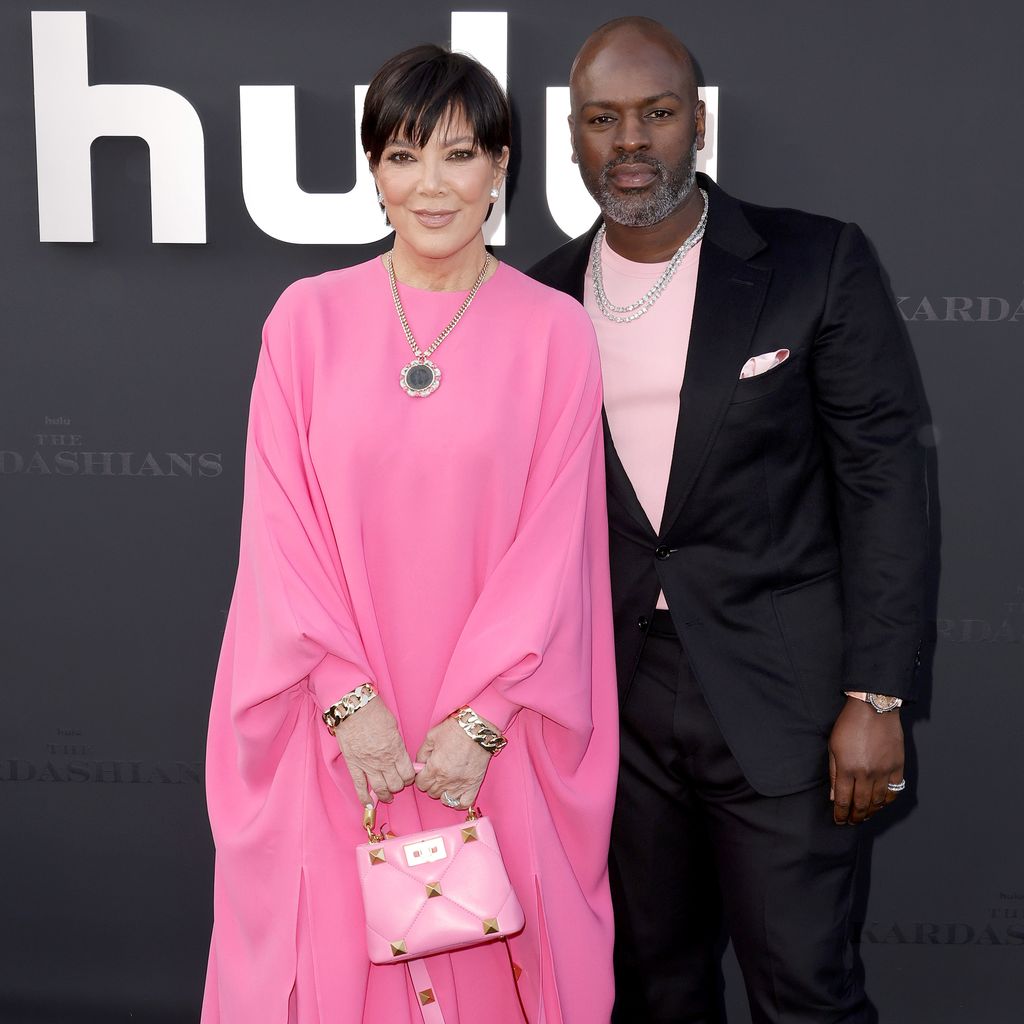 Kris Jenner und Corey Gamble im April 2022 in Los Angeles
