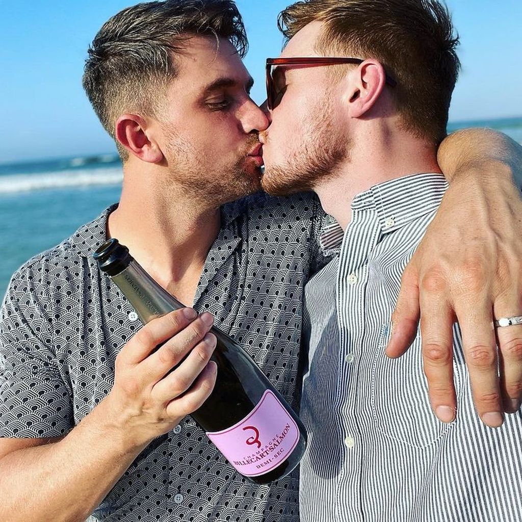 Kris Mochrie mit seinem Verlobten Max Parker