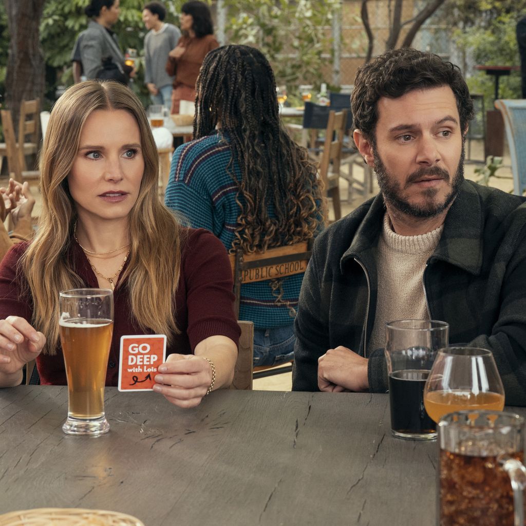 Kristen Bell und Adam Brody in der zweiten Staffel "Nobody Wants This"