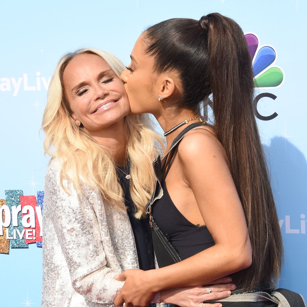 Kristin Chenoweth und Ariana Grande im Jahr 2016