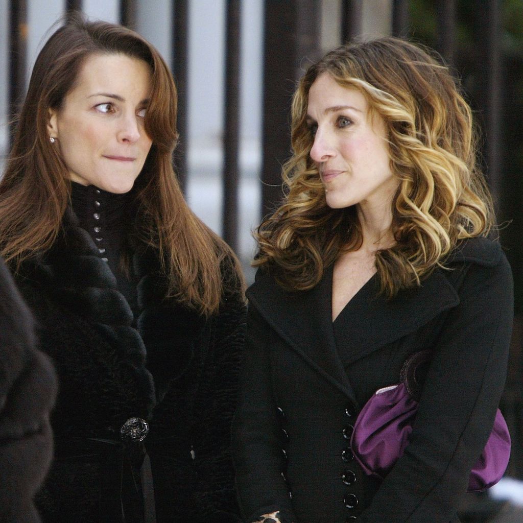 Kristin Davis und Sarah Jessica Parker beim Dreh von "Sex and the City" 2003 in New York