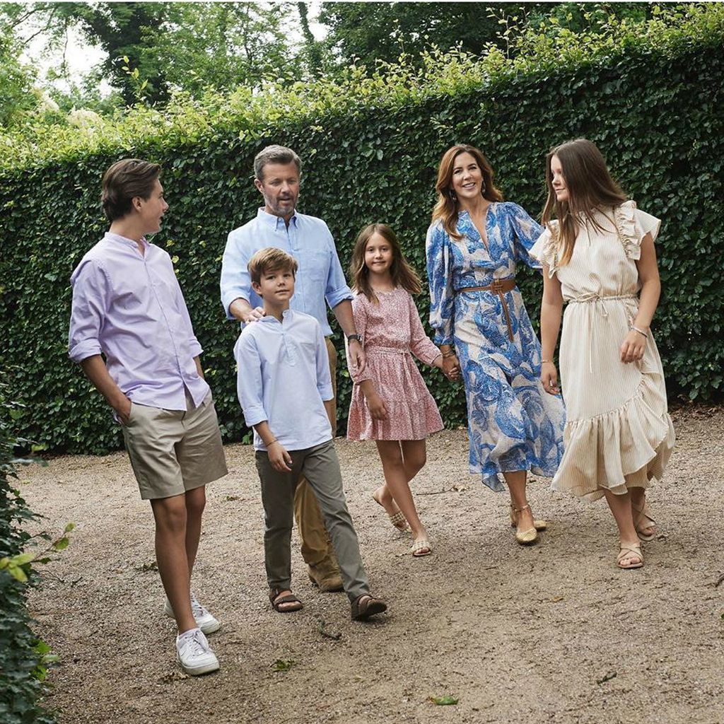 Kronprinz Frederik und seine Frau Mary mit ihren Kindern Christian, Josephine, Vincent und Isabella