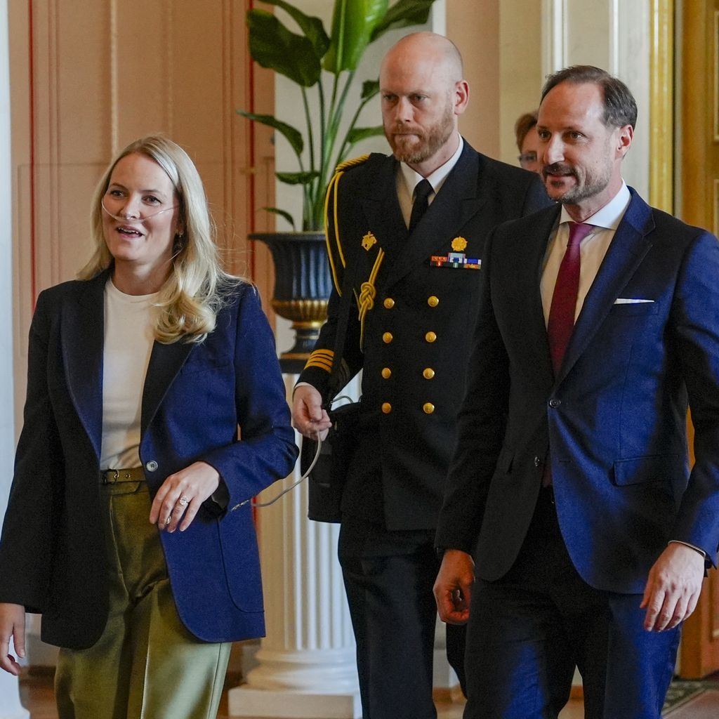 Kronprinzessin Mette-Marit, Kronprinz Haakon und Prinzessin Ingrid Alexandra bei einem Empfang für Paralympics-Athletinnen und -Athleten in Oslo
