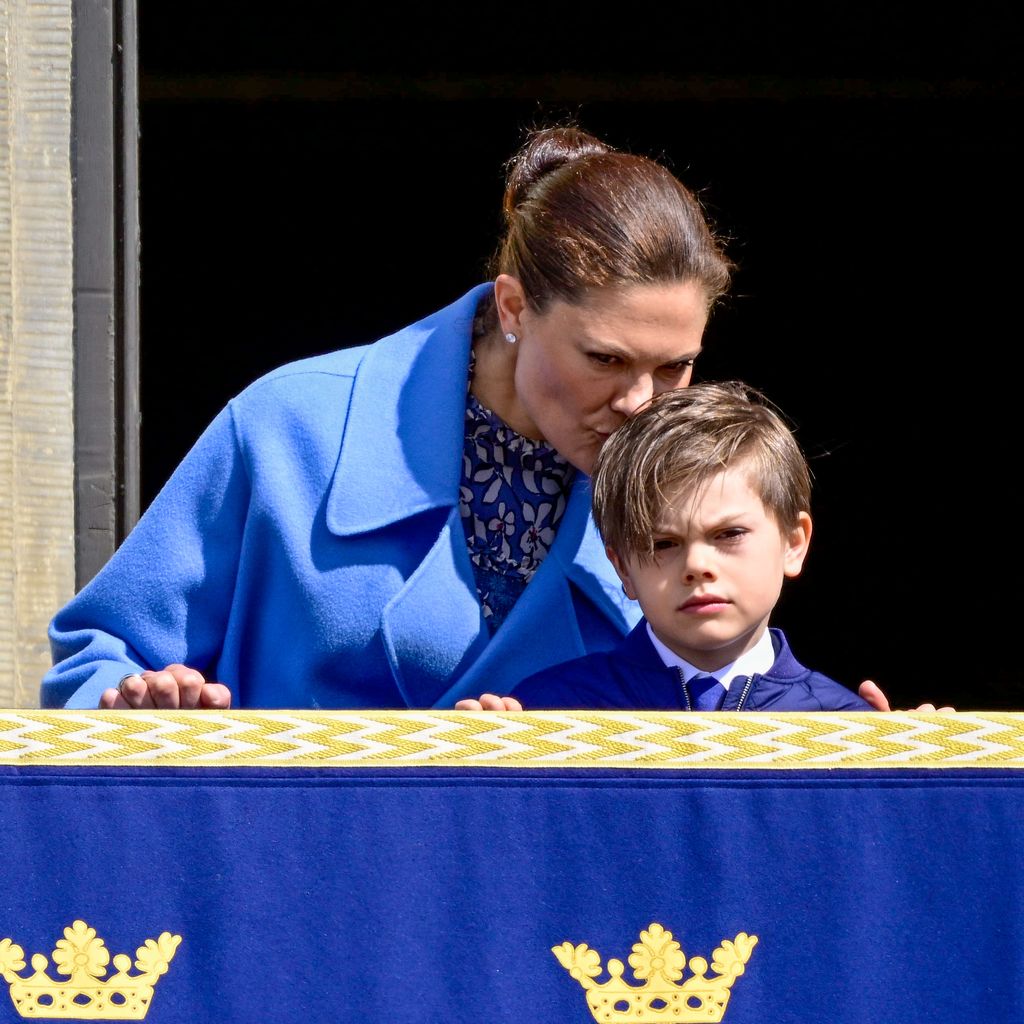 Kronprinzessin Victoria mit ihrem Sohn Prinz Oscar
