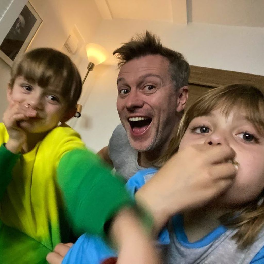Kyle Newman mit seinen Kindern