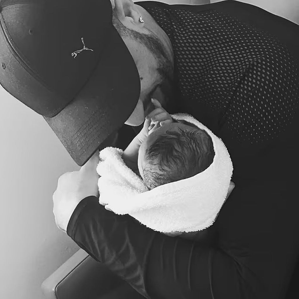 Kyle Walker mit seinem Baby, März 2025