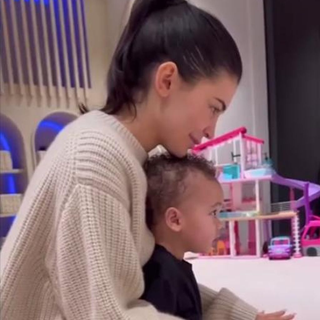 Kylie Jenner mit ihrem Sohn