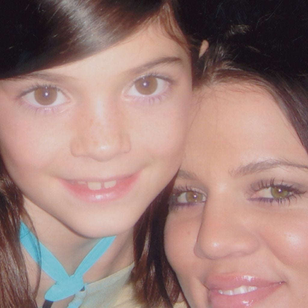 Throwback: Ein altes Foto von Kylie Jenner und Khloé Kardashian