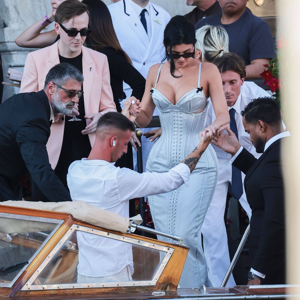 Kylie Jenner vor der Trauung von Lauran Sánchez und Jeff Bezos