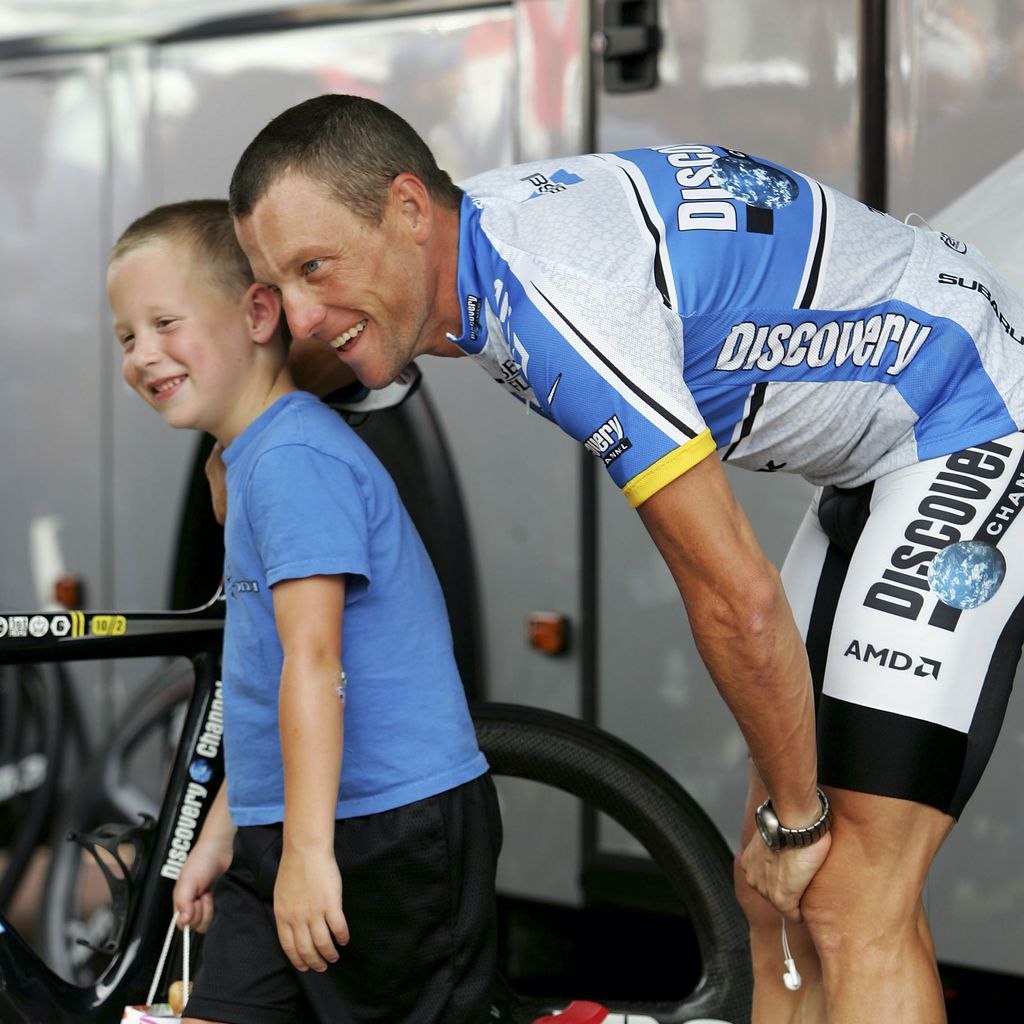 Lance Armstrong (rechts) und sein Sohn Luke 2005