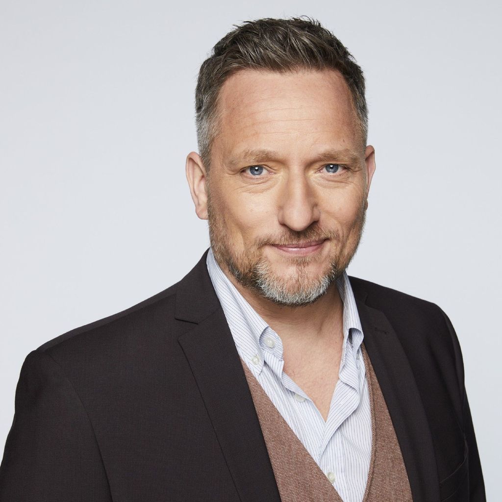 Lars Pape bei einem Shooting von GZSZ