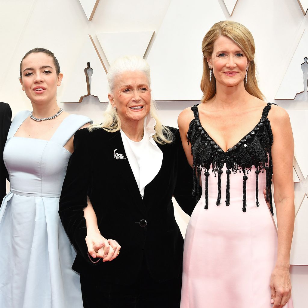 Laura Dern mit ihrer Mutter Diane Ladd und ihren Kindern Ellery und Jaya bei den Oscars 2020